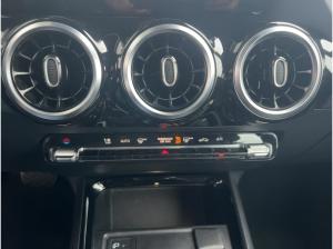 Mercedes-Benz GLA 200 T-Klasse 200 Style 4MaticStyle 4Matic