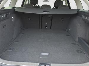 Skoda Superb Combi Selection 2.0 TSI 4x4 DSG MATRIX HUD PANO AHK JAHRESWAGEN