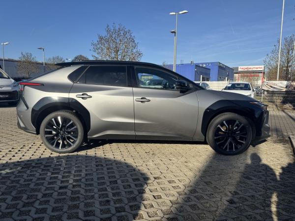 Toyota bZ4X AWD Lounge, Sky & Sound Paket