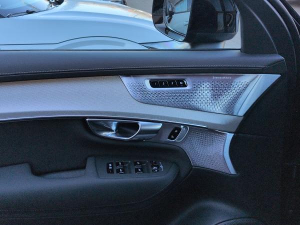 Volvo XC90 T8 AWD Ultra Black Edition+Luft+Nappa+AHZV