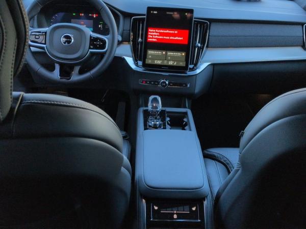 Volvo XC90 T8 AWD Ultra Black Edition+Luft+Nappa+AHZV
