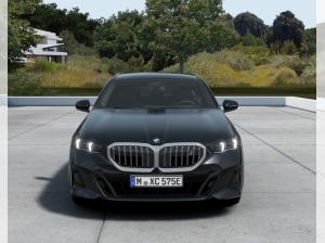 BMW i5 eDrive40 Touring ab 07/2026 als Vorführwagen!