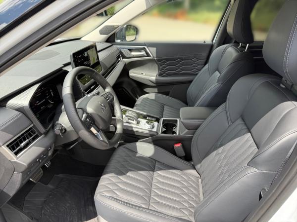 Mitsubishi Outlander 2.4 PHEV 🔌🔋4WD Top ❗️SOFORT VERFÜGBAR ❗️