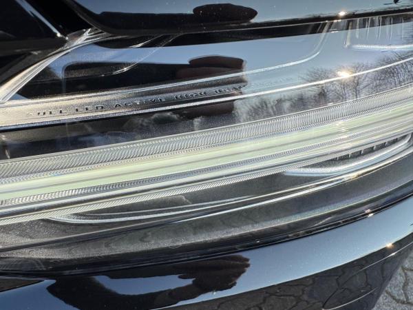 Volvo V60 T8 AWD PLUS DARK Business Edition - Sofort lieferbar!