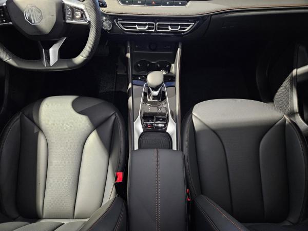 MG HS 1.5T GDI Hybrid+ Luxury