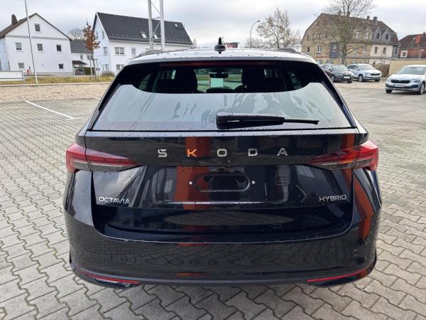 Skoda Octavia 1.5 TSI Selection *AHK*LED*beh.WSS*ALU