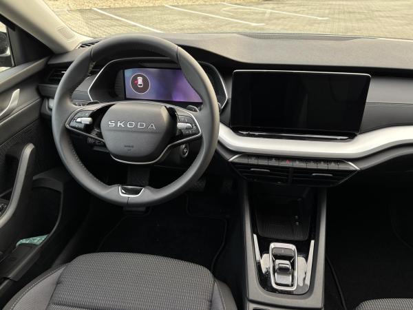 Skoda Octavia 1.5 TSI Selection *AHK*LED*beh.WSS*ALU