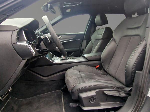 Audi A6 Avant S-Line 55TFSI e quattro AHK PANO 5J.GAR