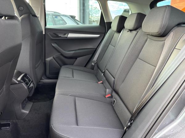 Skoda Karoq 1.5 TSI Selection *AHK*PDG*SHZ*LED*