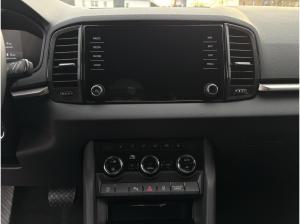 Skoda Karoq 1.5 TSI Selection *AHK*PDG*SHZ*LED*
