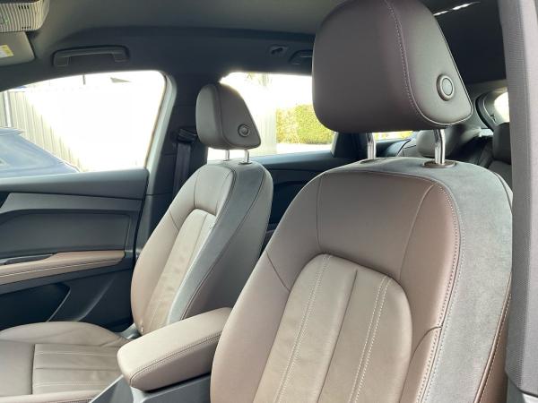 Audi Q4 e-tron Q4 40 e-tron Navi Pro HUD ACC PDC Plus Kamera