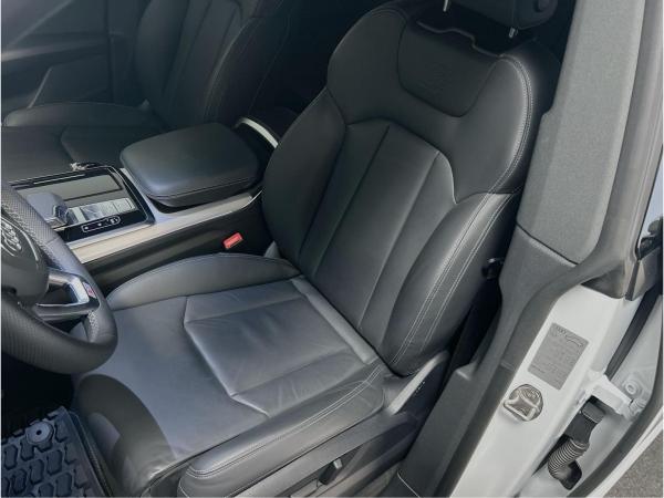 Audi SQ8 4.0 TFSI DSG quattro Pano Matrix ACC AHK LED