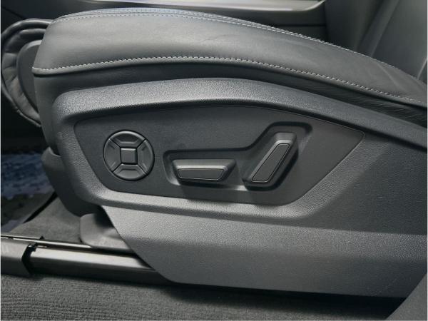 Audi SQ8 4.0 TFSI DSG quattro Pano Matrix ACC AHK LED