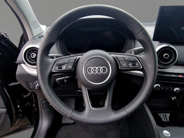 Audi Q2 advanced 30TFSI 17 AHK MATRIX NAVI+ RFK 5JGAR