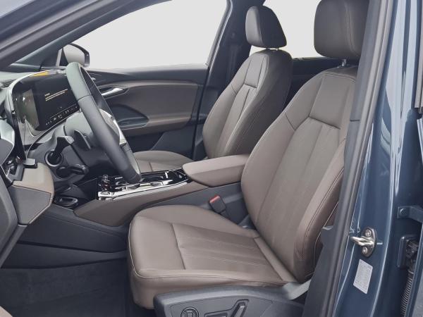 Audi Q6 e-tron Q6 SUV e-tron performance MATRIX 360° HUD WPumpe