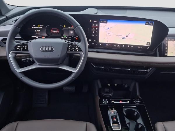 Audi Q6 e-tron Q6 SUV e-tron performance MATRIX 360° HUD WPumpe