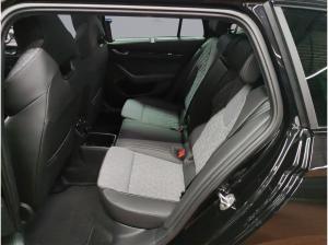 Skoda Octavia Combi Sportline 1.5 TSI DSG AHK