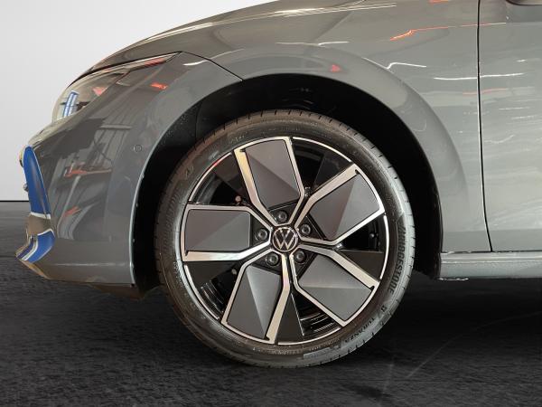 Volkswagen Golf Variant 1.5 eTSI DSG Style