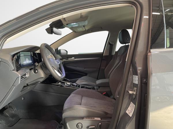 Volkswagen Golf Variant 1.5 eTSI DSG Style