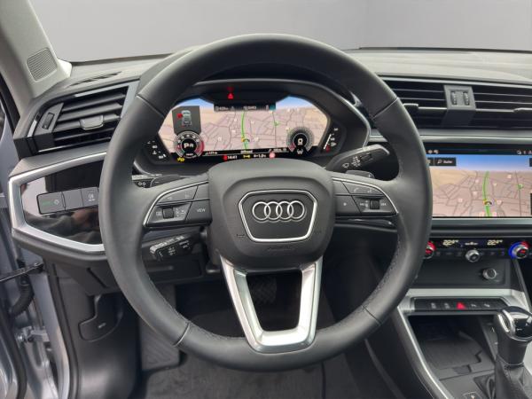 Audi Q3 Advanced 40TFSI Quat. S-Tr Rückfahrkamera ACC