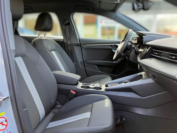 Audi A3 Sportback advanced 35TDI S-tronic/ Navi+, RFK