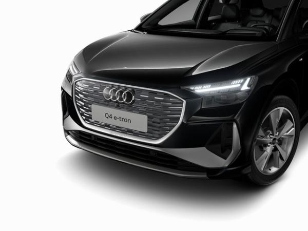 Audi Q4 e-tron 45 S line AHK/ACC/MATRIX/SONOS/HuD/360°