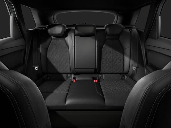 Audi Q4 e-tron 45 e-tron Black+/Matrix/AHK edition S line