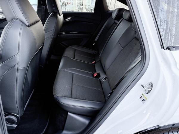 Audi Q4 e-tron Sportback 45 edition 2x S Line Black/AHK