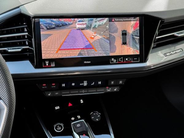 Audi Q4 e-tron 45 e-tron edition S line Sportback Black+/Pano