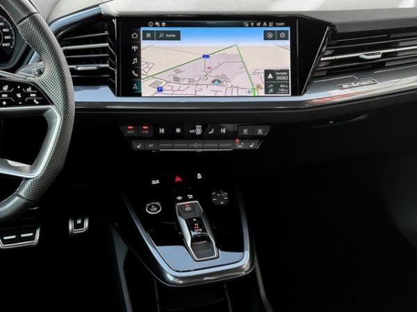 Audi Q4 e-tron 45 e-tron edition S line Sportback Black+/Pano