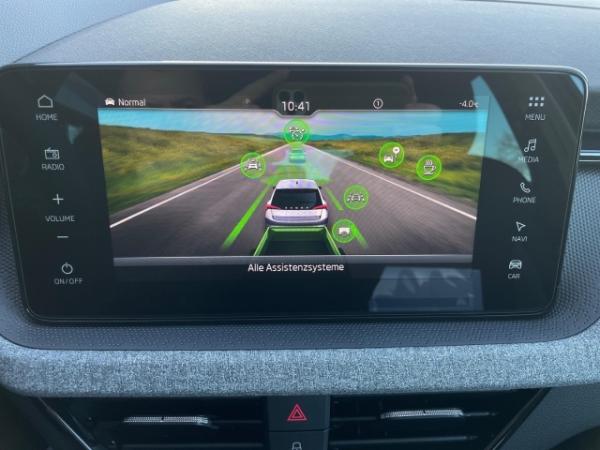 Skoda Scala Balance 1.5 TSI DSG Matrix,Klima,Kamera,Navi,AHK