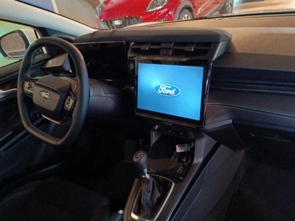 Ford Puma TITANIUM NAVI / PDC / GJR / WINTERPAKET