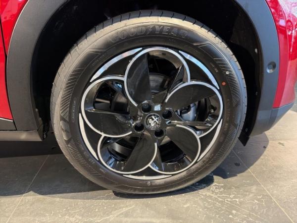 Alfa Romeo Junior Elettrica SPECIALE 115kW-Technologie-Wärmepumpe