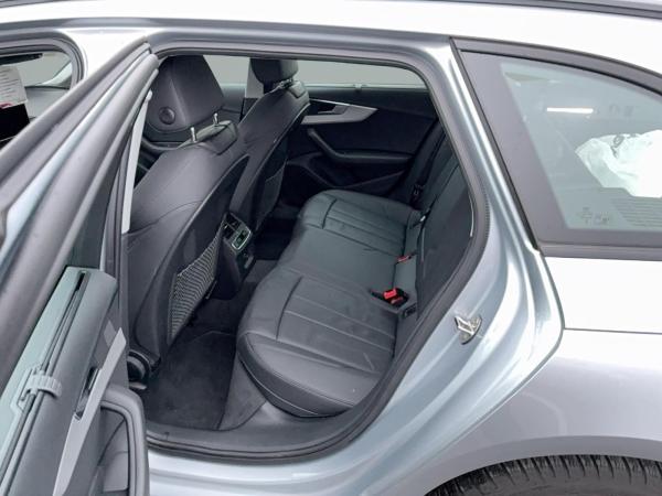 Audi A4 Avant advanced 35 TDI S tr. 18 LED FLAl ACC