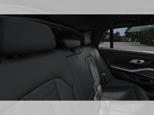 BMW M3 Comp. xDrive Touring VORFÜHRWAGENZULASSUNG Mai-November 2026 - 23%