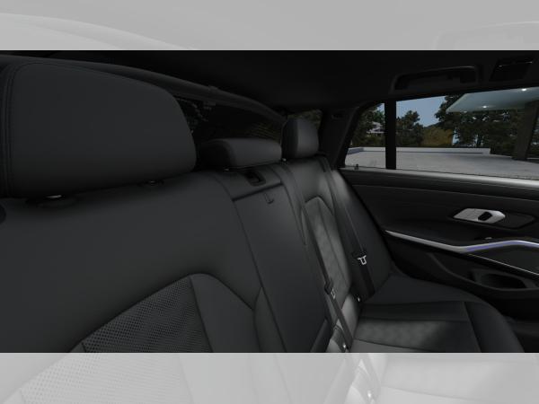 BMW M3 Comp. xDrive Touring VORFÜHRWAGENZULASSUNG Mai-November 2026 - 23%