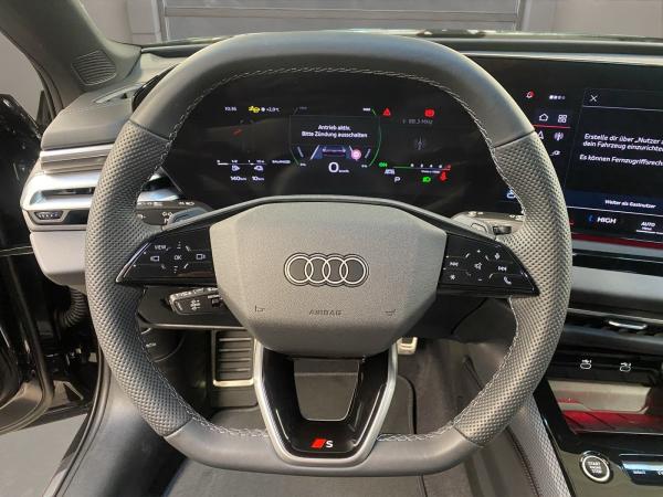 Audi A5 2.0 e Avant quattro TFSI W S-line ACC AHK AUT Audi A5 2.0 e Avant quattro TFSI W S-line ACC AHK AUT