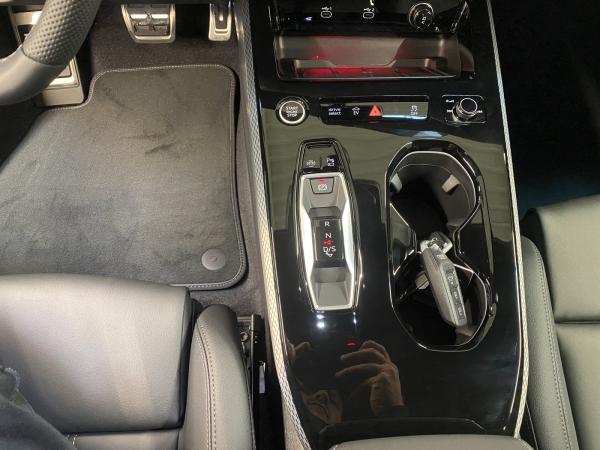 Audi A5 2.0 e Avant quattro TFSI W S-line ACC AHK AUT Audi A5 2.0 e Avant quattro TFSI W S-line ACC AHK AUT