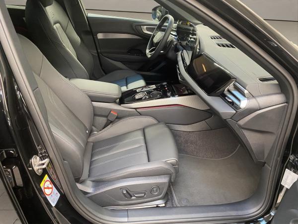 Audi A5 2.0 e Avant quattro TFSI W S-line ACC AHK AUT Audi A5 2.0 e Avant quattro TFSI W S-line ACC AHK AUT