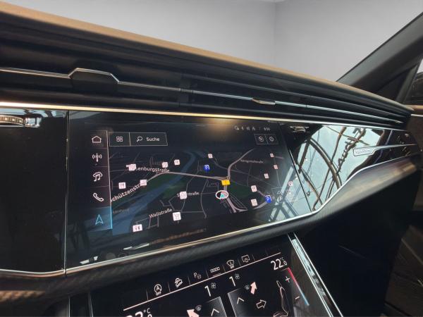 Audi RS Q8 SUV performance HD Matrix Pano HuD B&O 23"