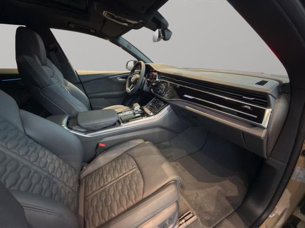 Audi RS Q8 SUV performance HD Matrix Pano HuD B&O 23"