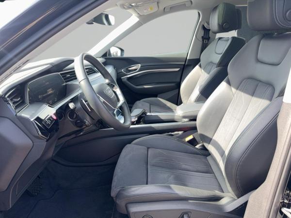 Audi Q8 e-tron Sportback S line 55 qu. Luft PANO HUD