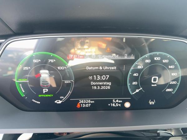 Audi Q8 e-tron Sportback S line 55 qu. Luft PANO HUD