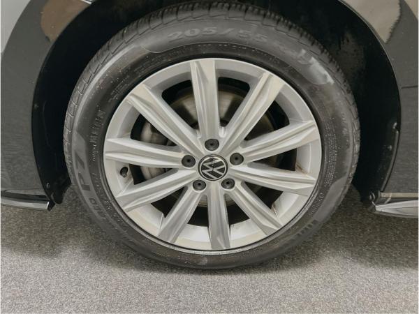 Volkswagen Touran 1.5 TSI DSG Comfortline ACC Navi RFK PDC