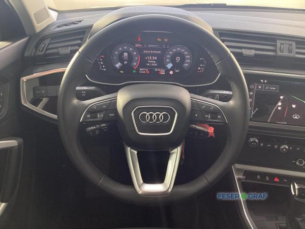 Audi Q3 advanced 35 TFSI S tronic AHK Navi ACC SHZ