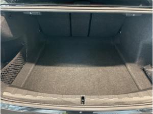 BMW 320 i xDrive Limousine M Sport AHK Kamera HiFi