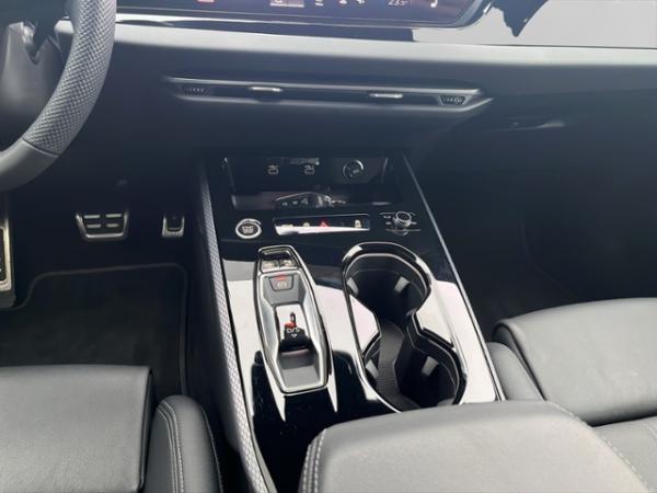 Audi A5 Avant 2.0 TFSI +GRA+EINPARKHILFE