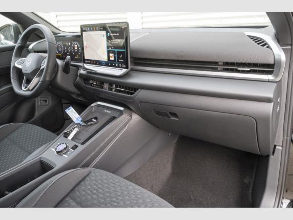 Volkswagen T-Roc R-Line 1.5 l eTSI DSG UPE EUR 51.140,- incl. Überführung