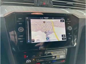 Volkswagen Passat Variant Business 2.0 TDI DSG / Navi, AHK