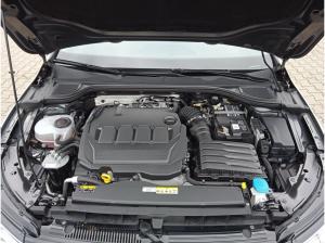 Volkswagen Golf Variant Life 2.0 TDI DSG / Navi, LED, ACC